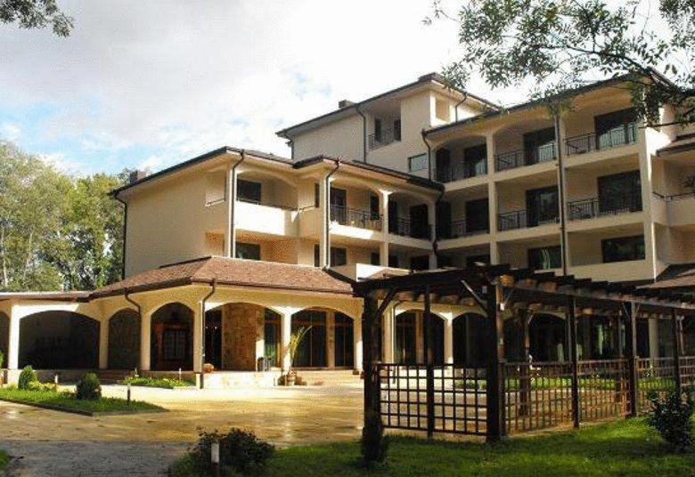 Hotel Park Karnobat Екстер'єр фото